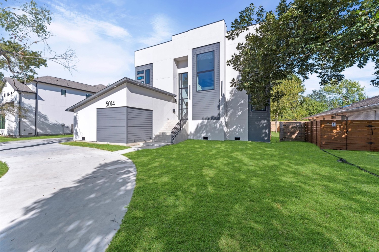 Elfyer - Houston, TX House - For Sale
