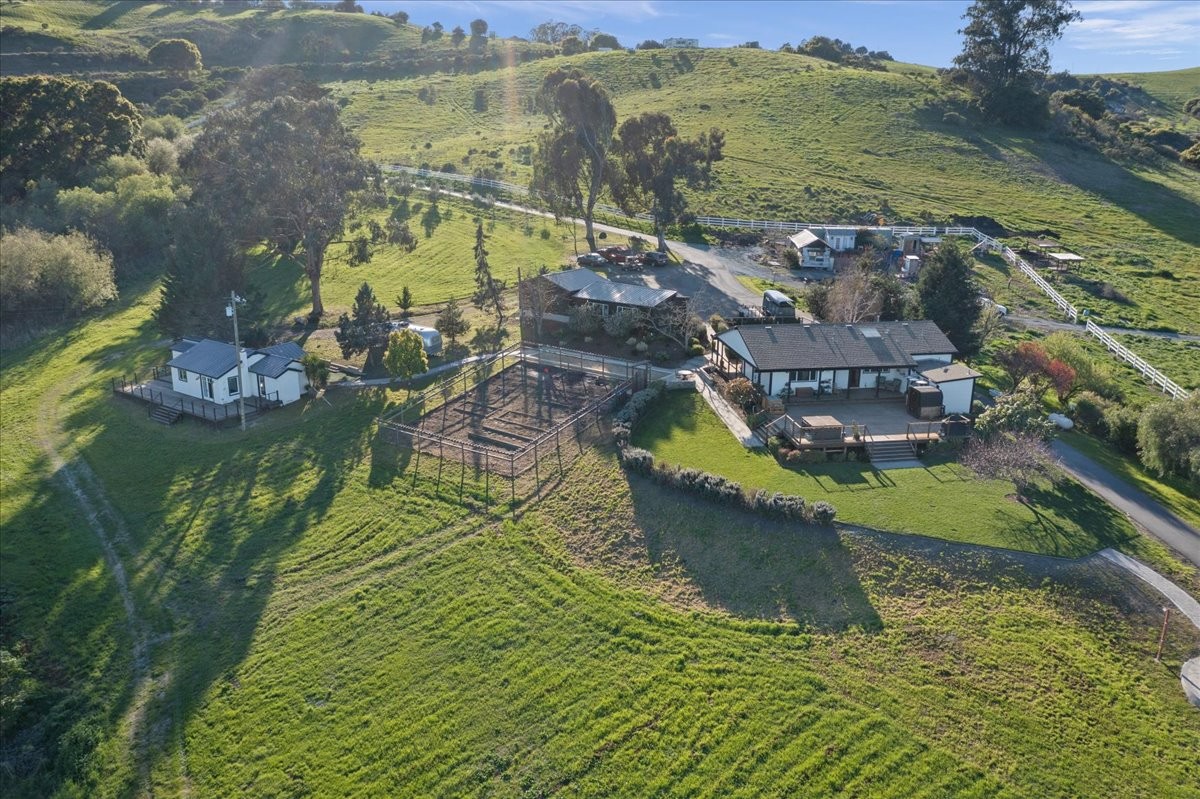 Elfyer - San Juan Batista, CA House - For Sale