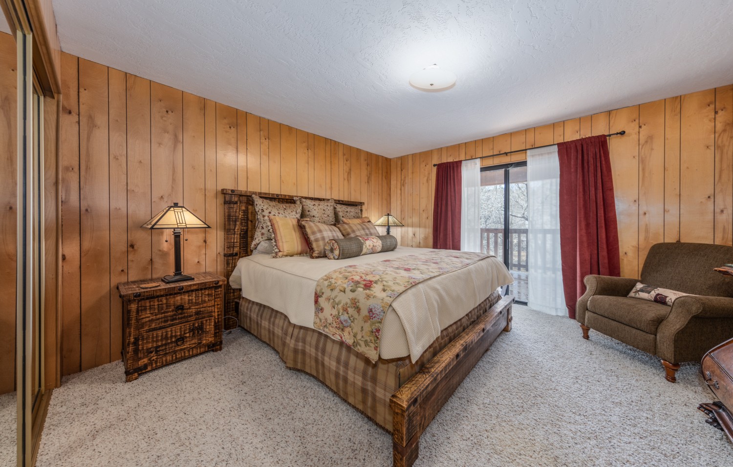 Elfyer - Big Bear City, CA House - For Sale