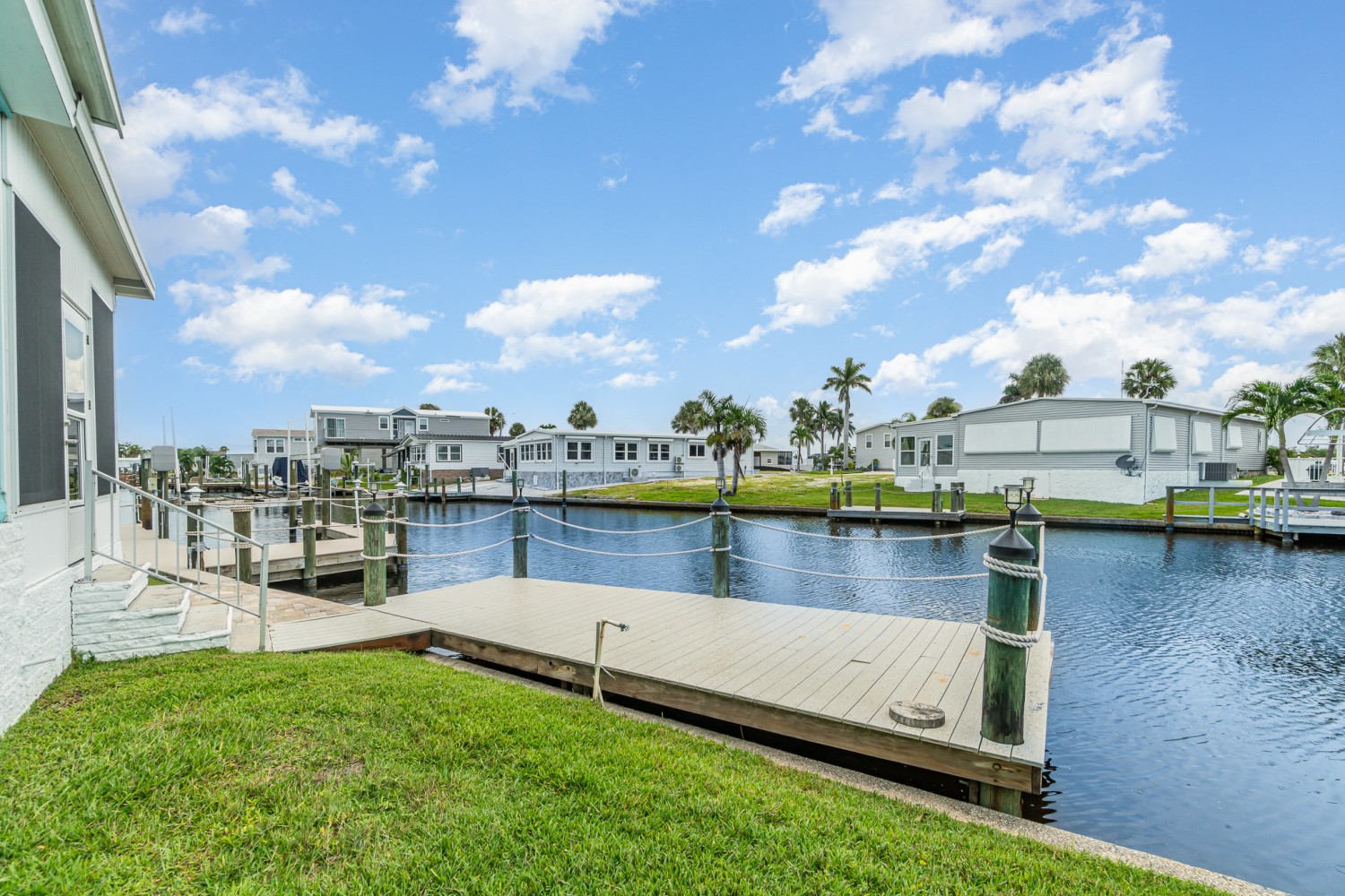 Elfyer - Fort Myers Beach, FL House - For Sale