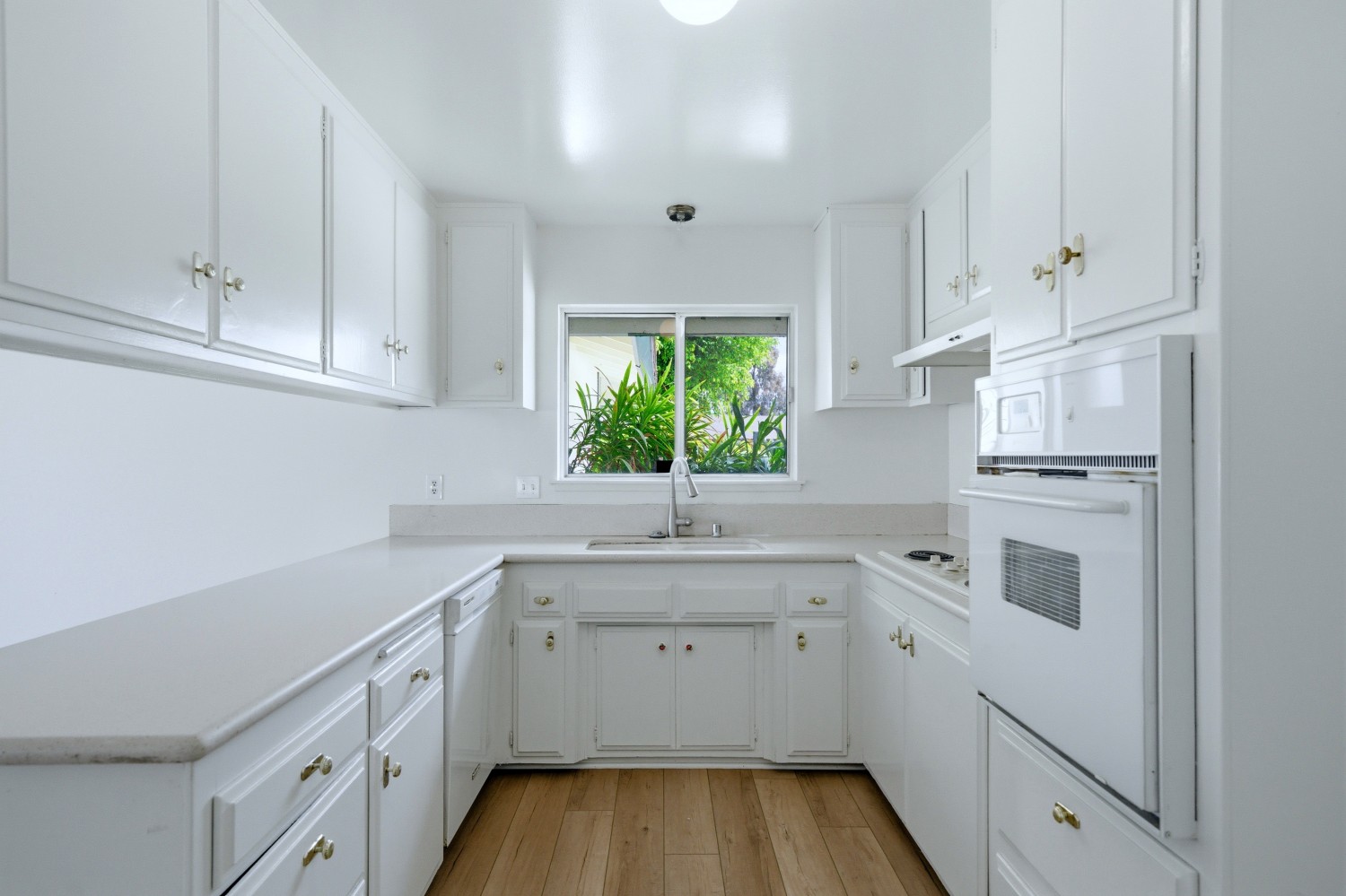 Elfyer - Tustin, CA House - For Sale