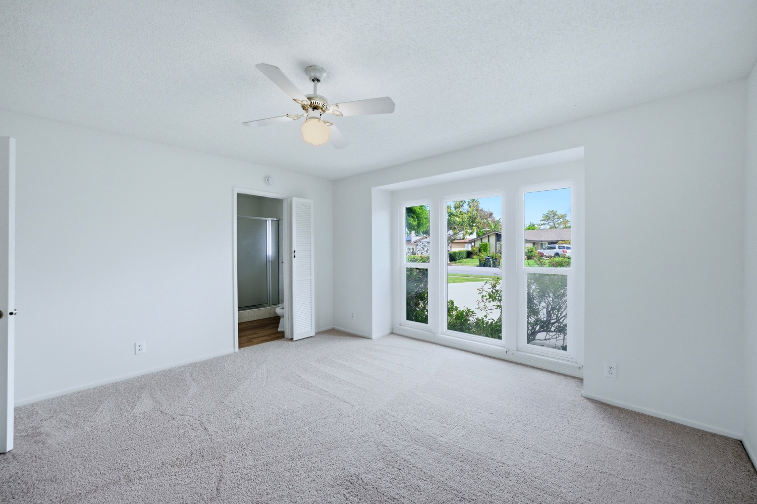 Elfyer - Tustin, CA House - For Sale