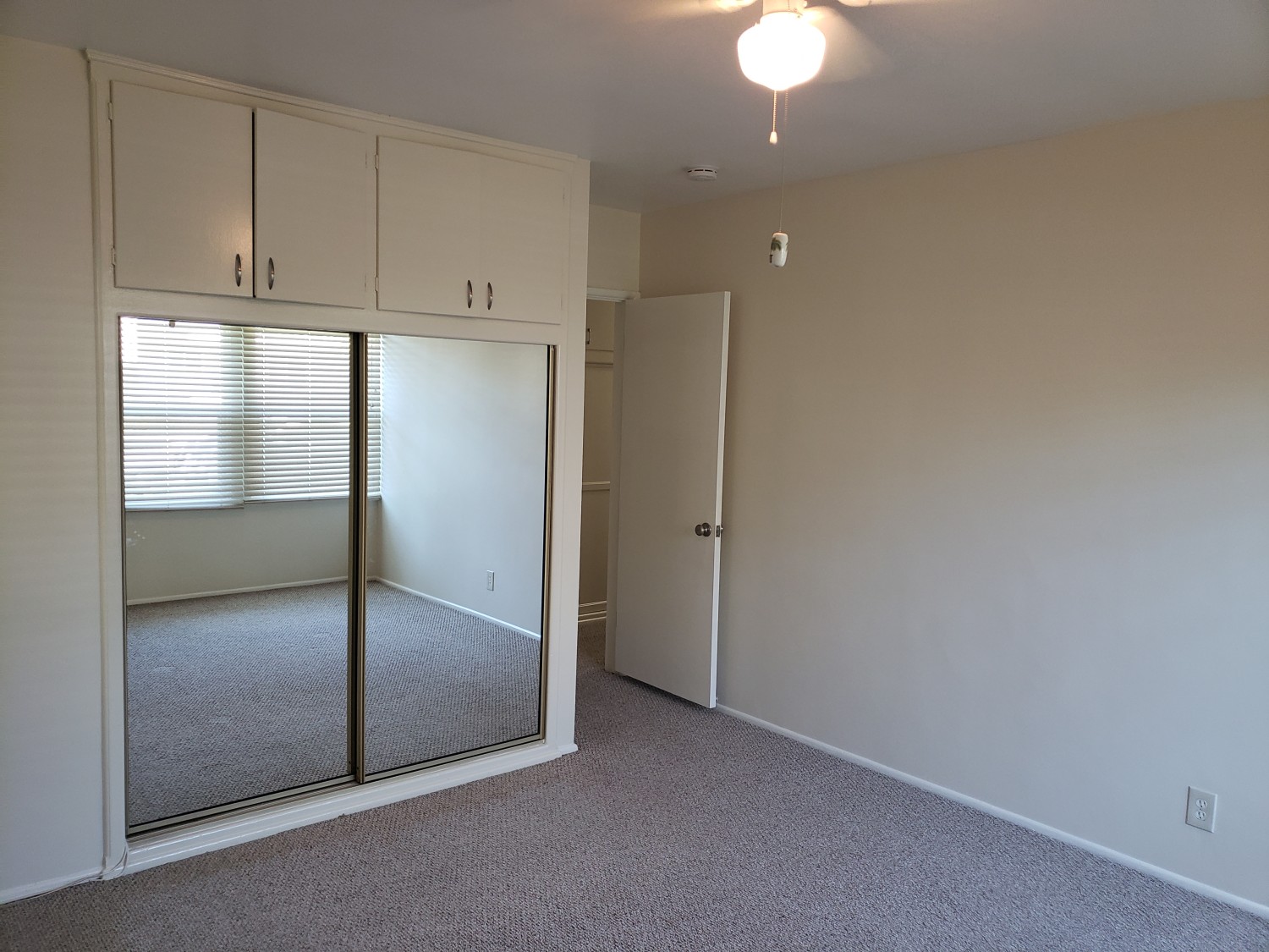 Elfyer - Long Beach, CA House - For Sale