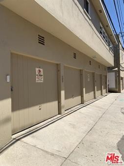 Elfyer - Long Beach, CA House - For Sale