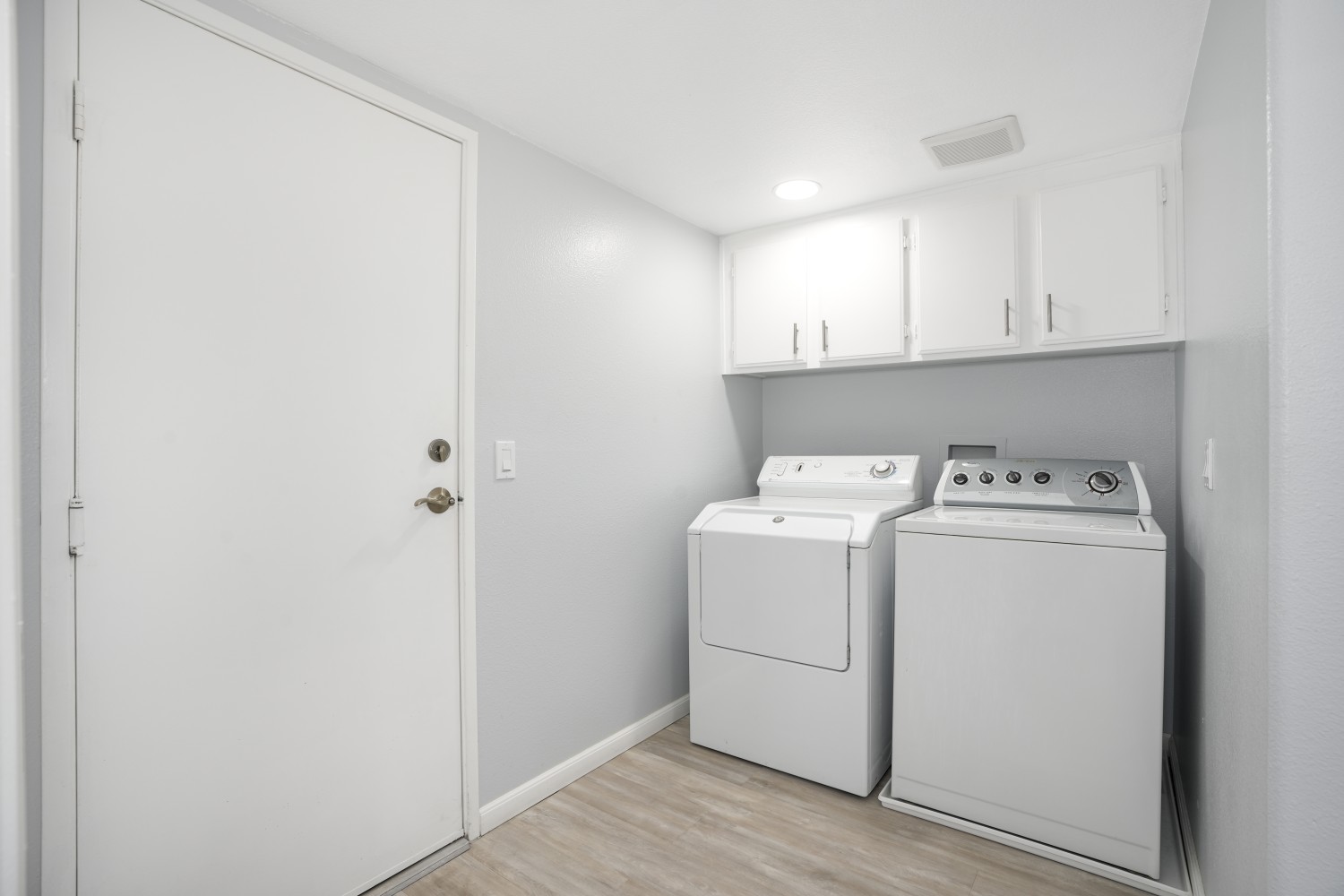 Elfyer - Harbor Heights, CA House - For Sale