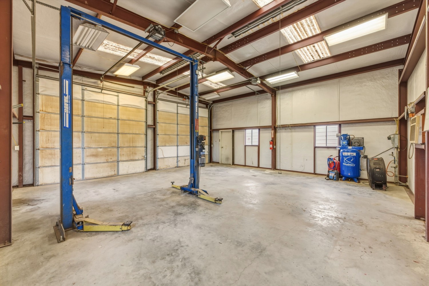 Elfyer - Cedar Creek, TX House - For Sale