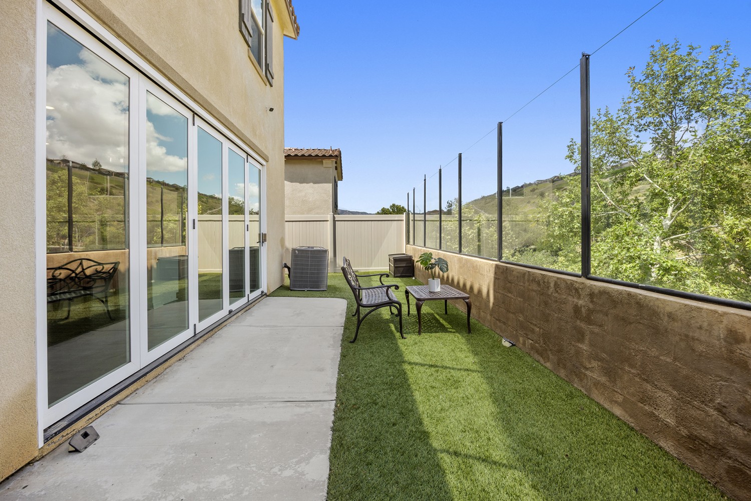 Elfyer - Corona, CA House - For Sale