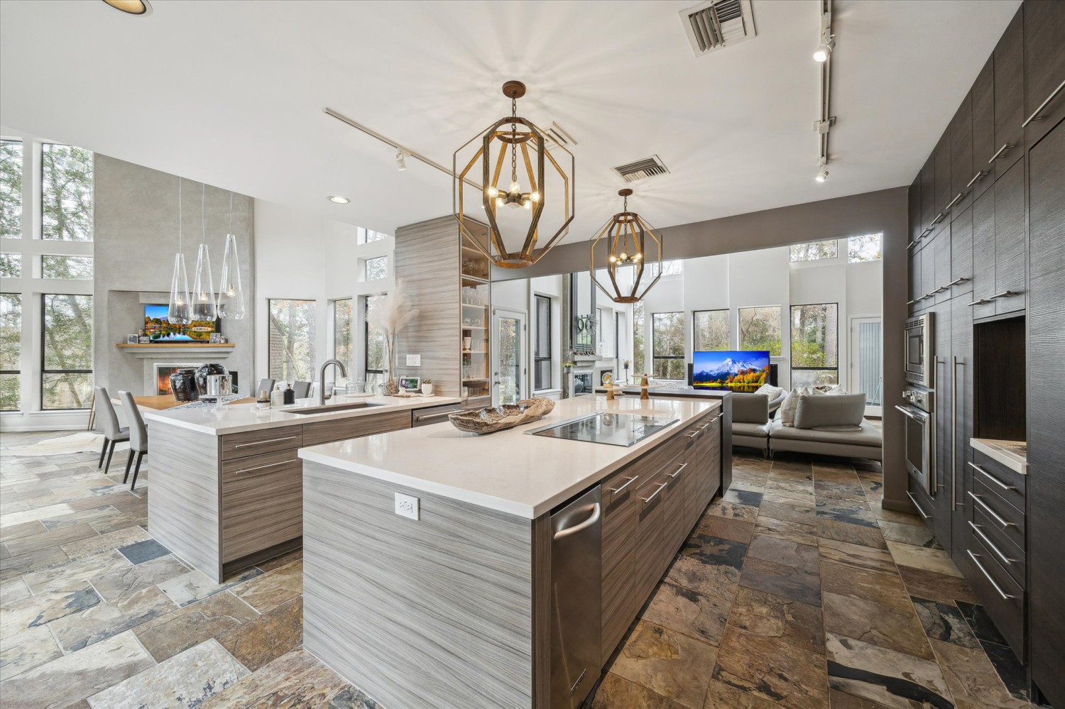 Elfyer - Tomball, TX House - For Sale