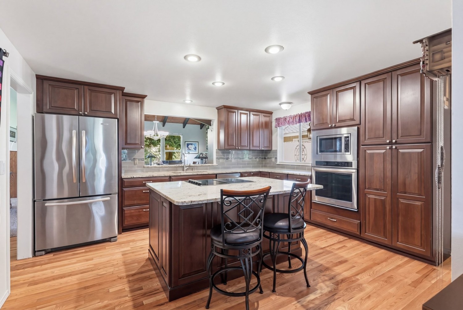 Elfyer - Kent, WA House - For Sale