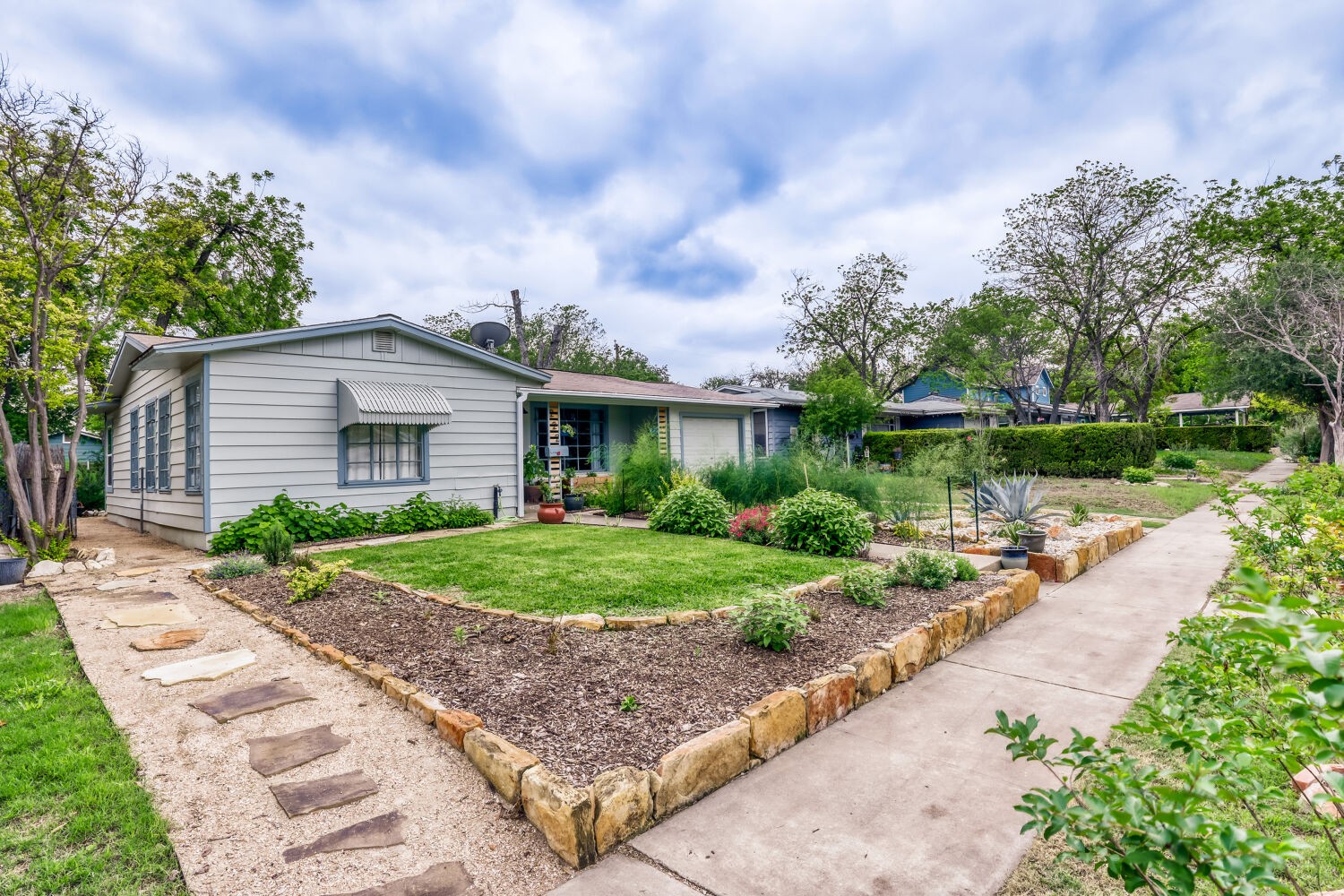 Elfyer - San Antonio, TX House - For Sale
