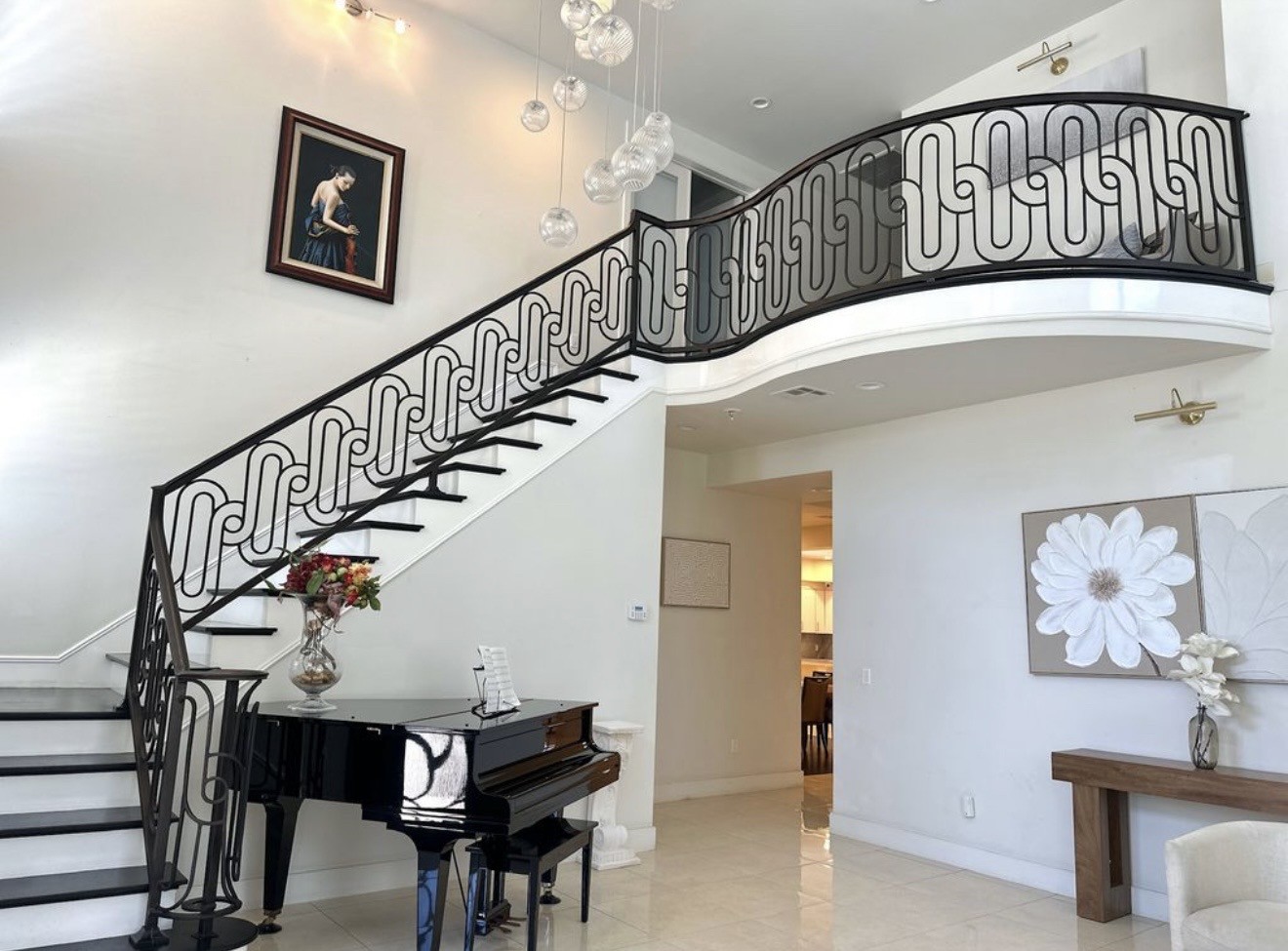 Elfyer - Anaheim, CA House - For Sale