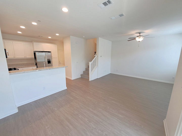 Elfyer - Murrieta, CA House - For Sale