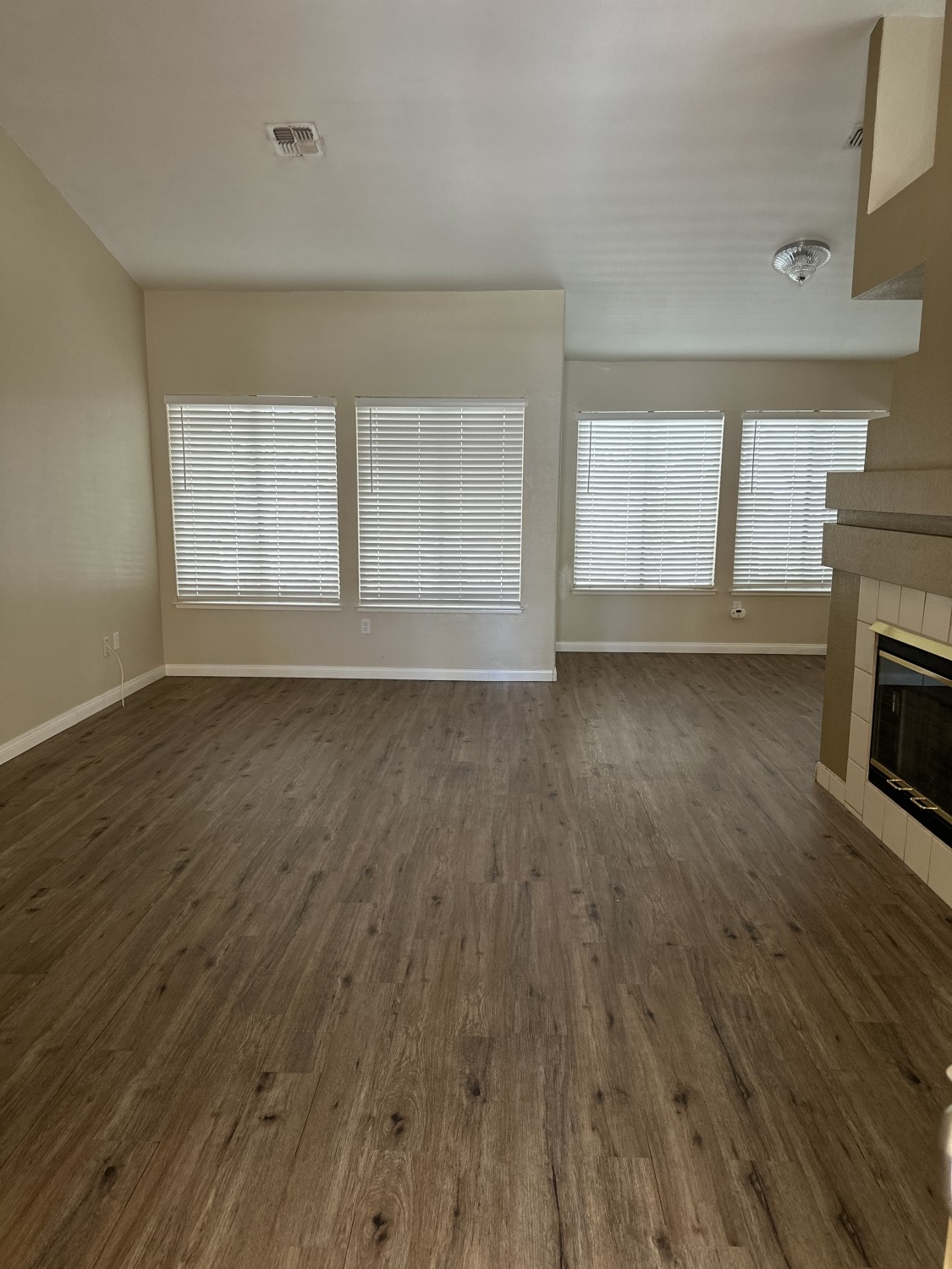 Elfyer - LAS VEGAS, NV House - For Sale