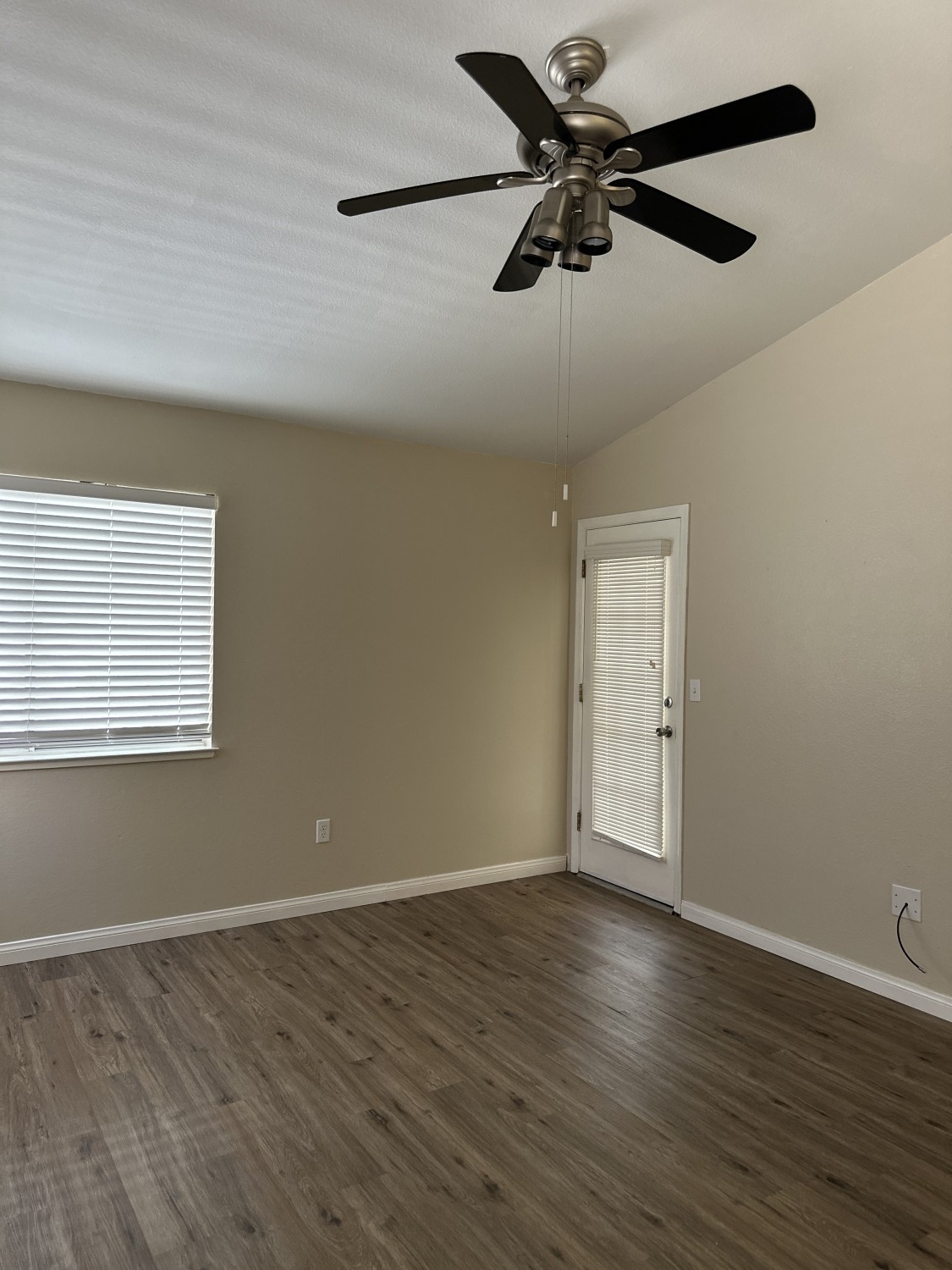 Elfyer - LAS VEGAS, NV House - For Sale