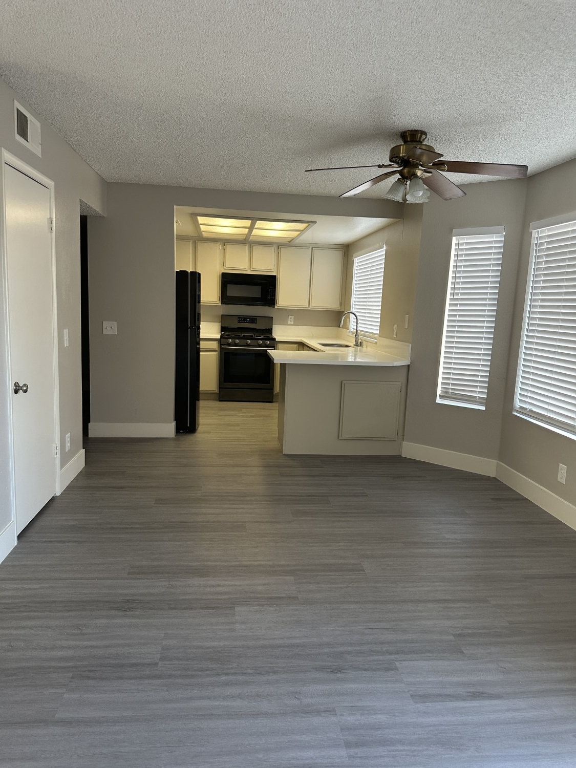 Elfyer - HENDERSON, NV House - For Sale