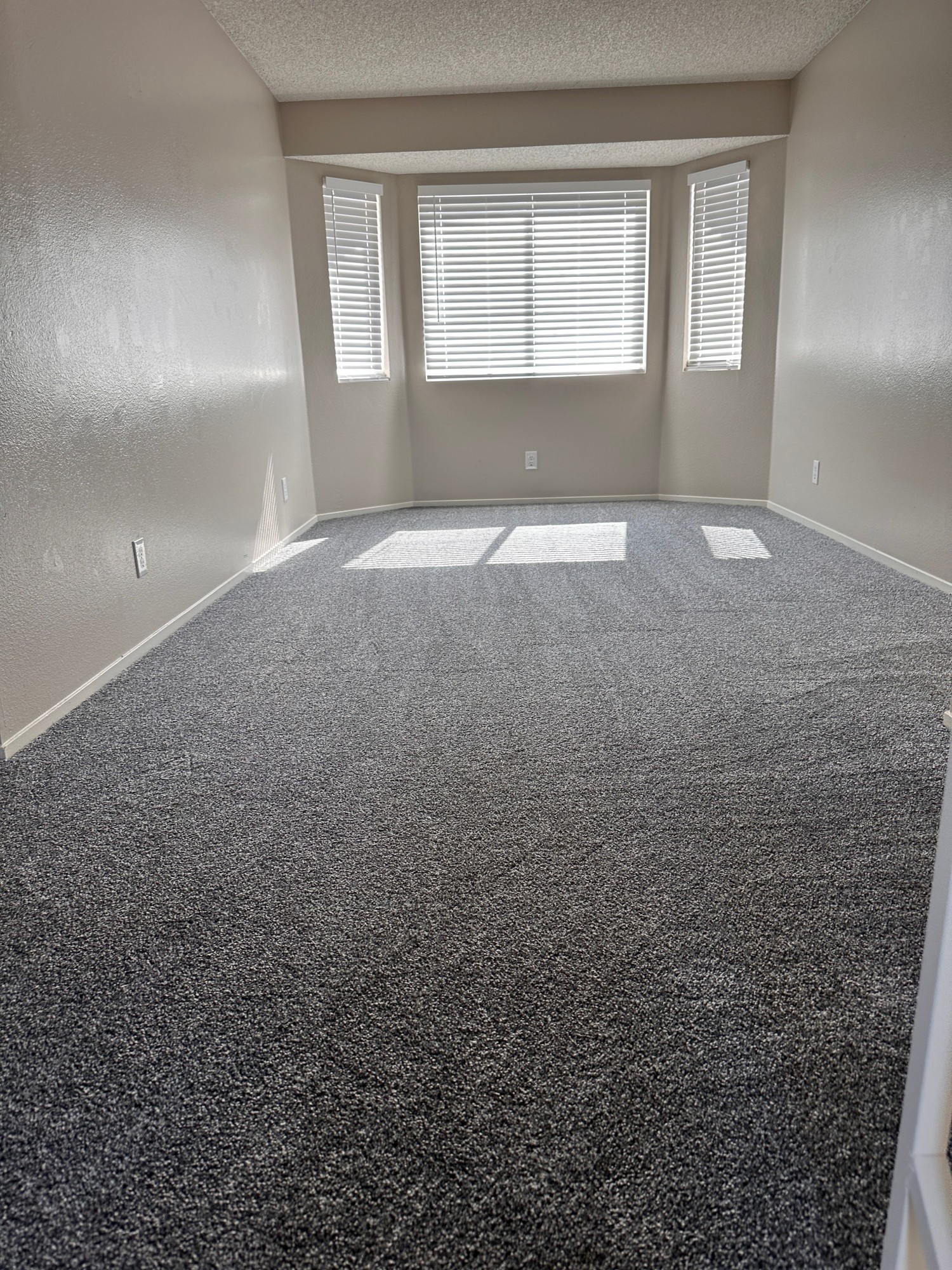 Elfyer - HENDERSON, NV House - For Sale