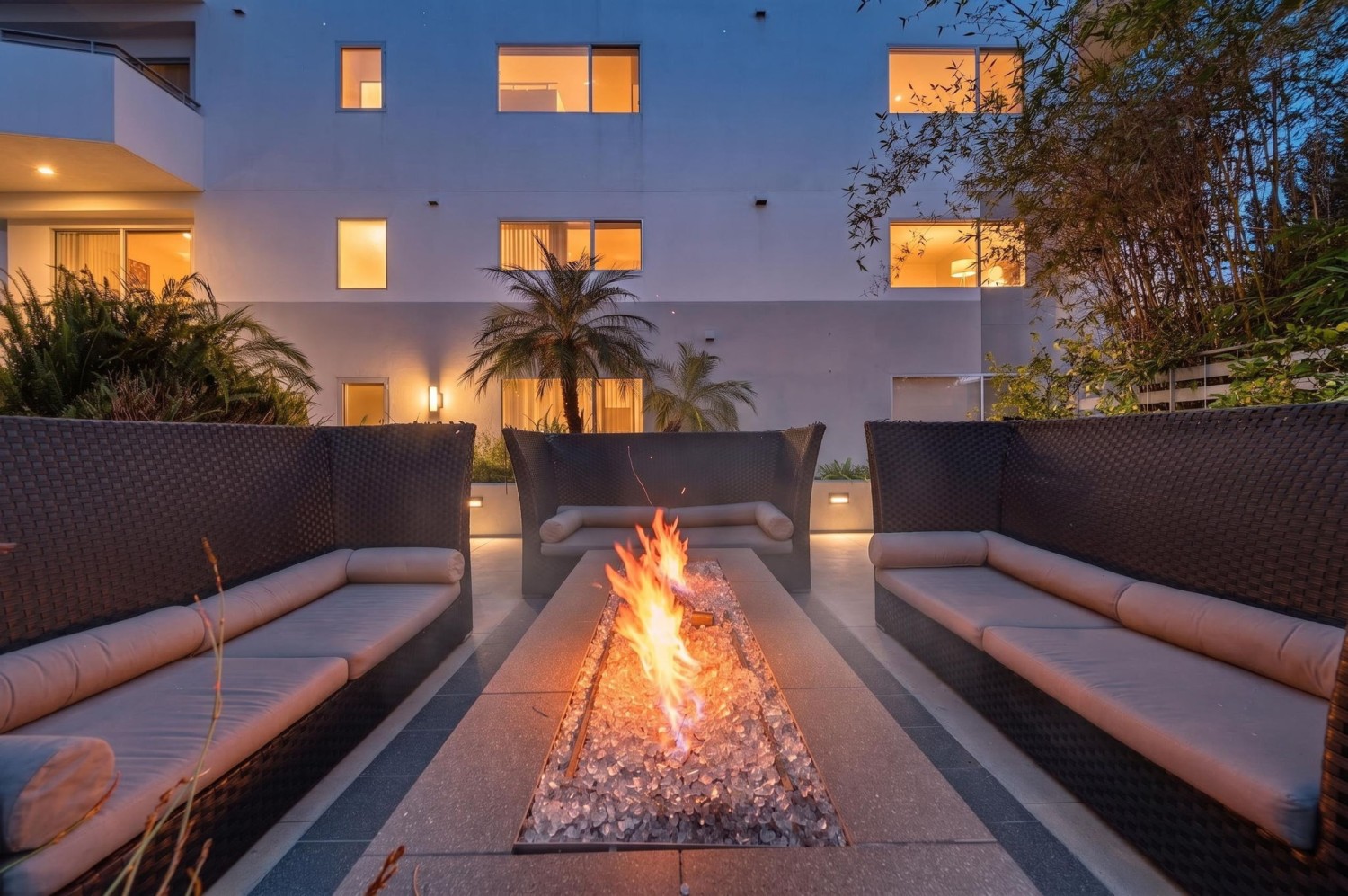 Elfyer - Los Angeles, CA House - For Sale