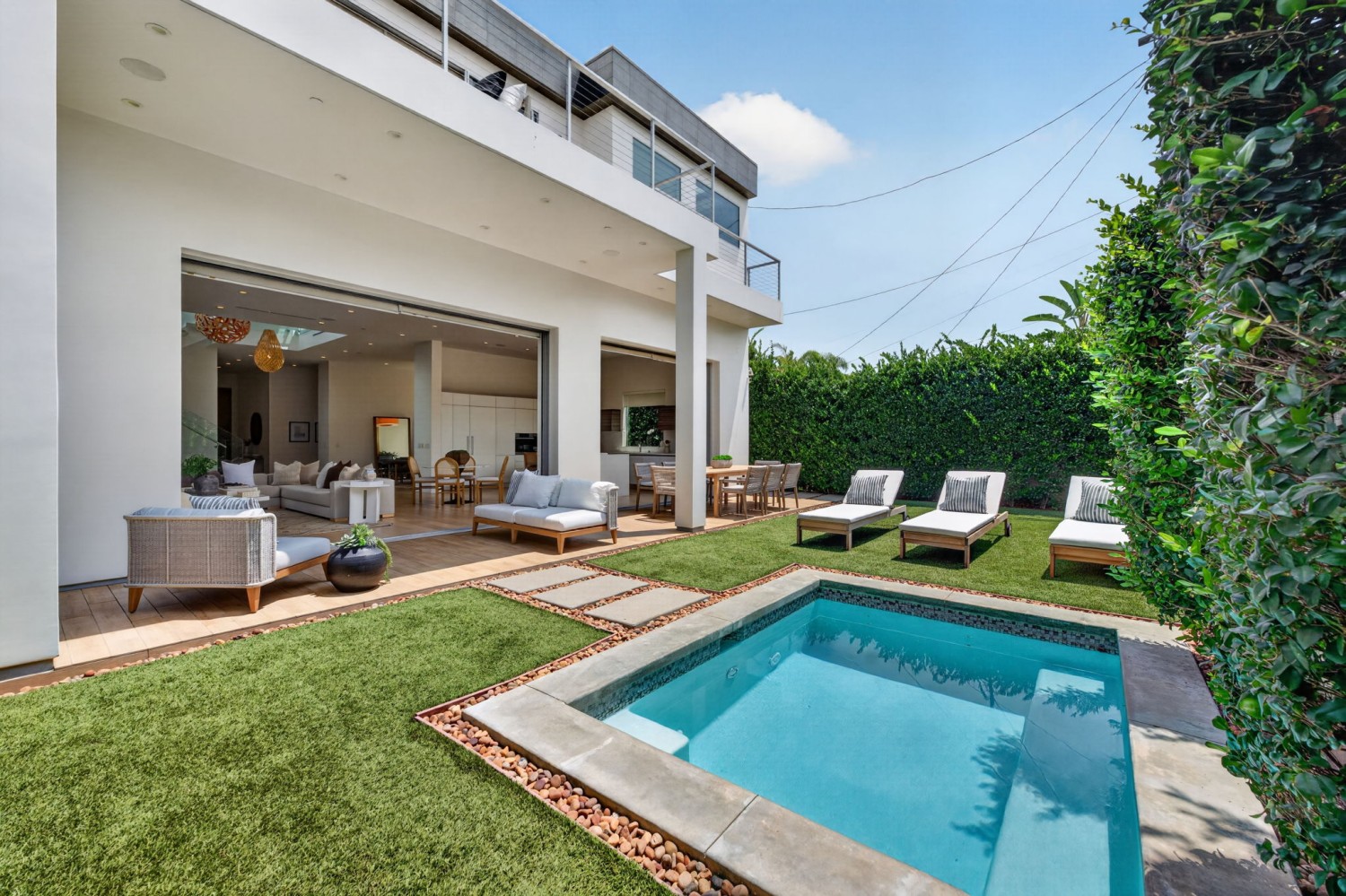 Elfyer - Los Angeles, CA House - For Sale