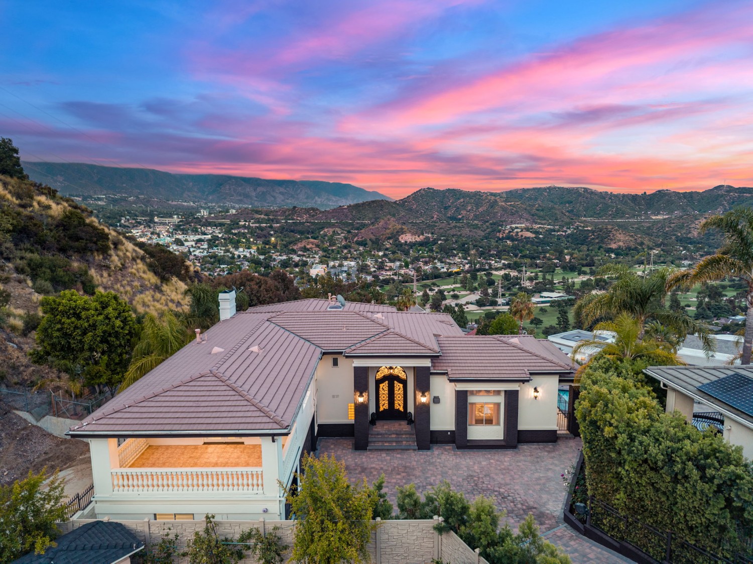 Elfyer - Glendale, CA House - For Sale