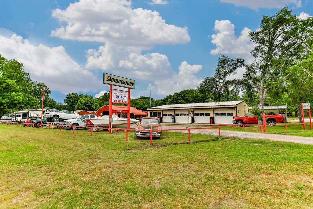Elfyer - Whitesboro, TX House - For Sale