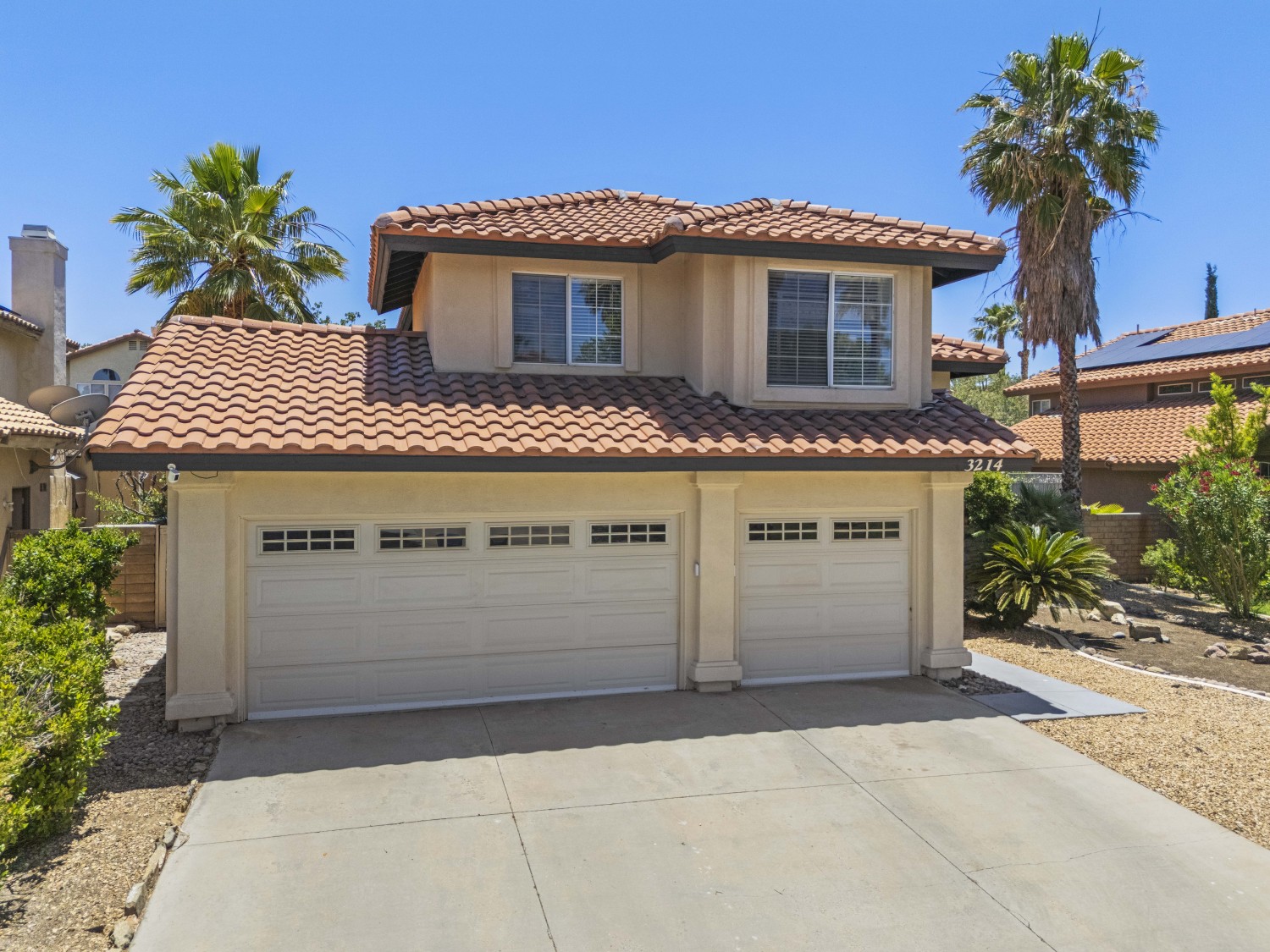 Elfyer - Palmdale, CA House - For Sale