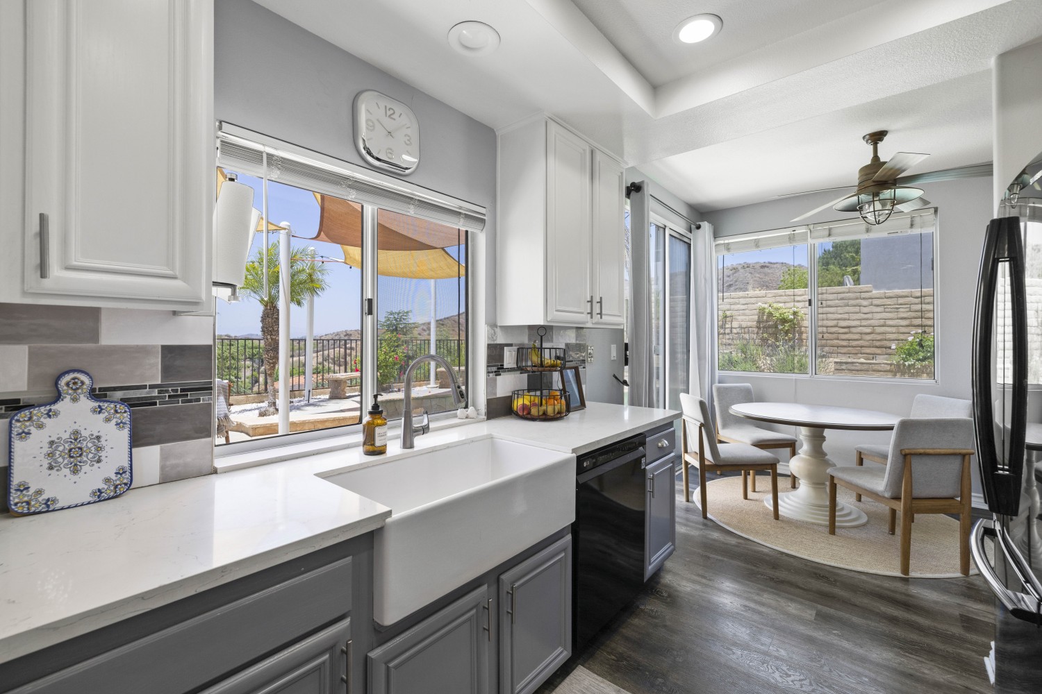Elfyer - Santa Clarita, CA House - For Sale