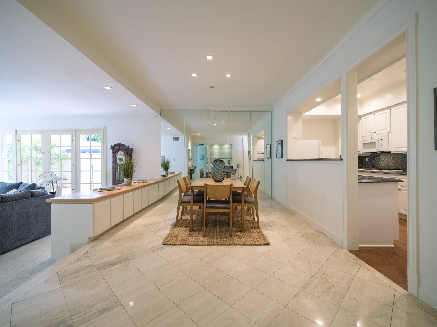 Elfyer - Los Angeles, CA House - For Sale