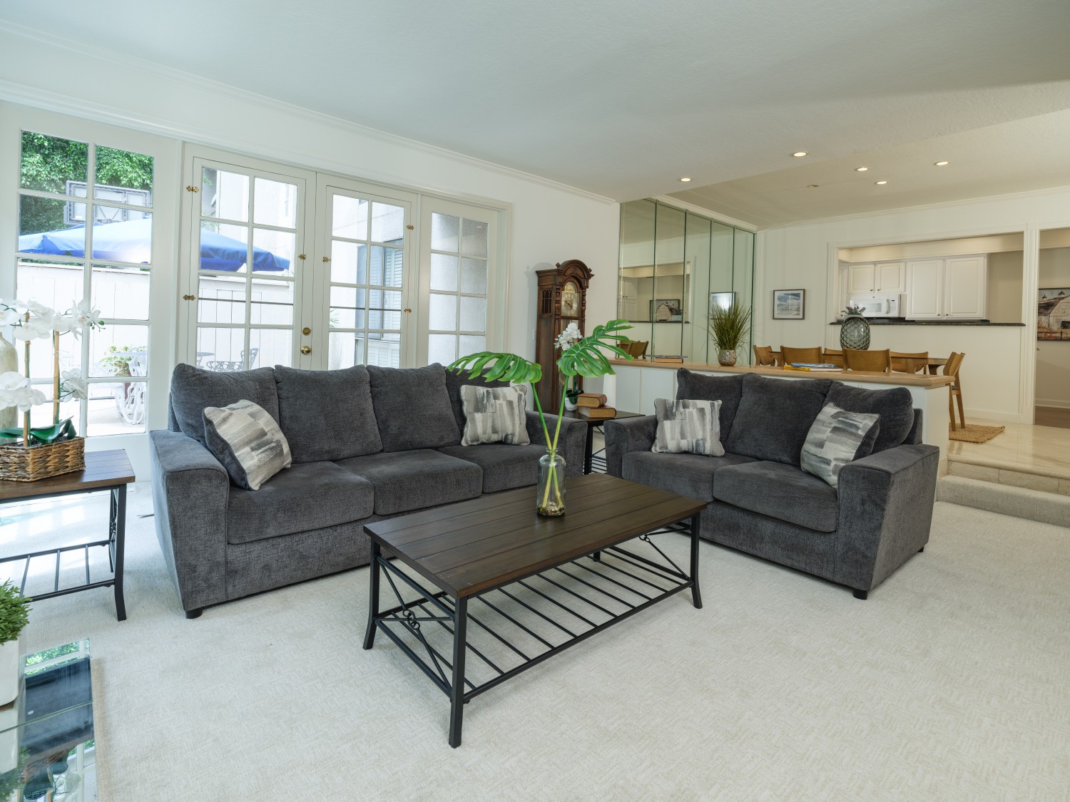 Elfyer - Los Angeles, CA House - For Sale