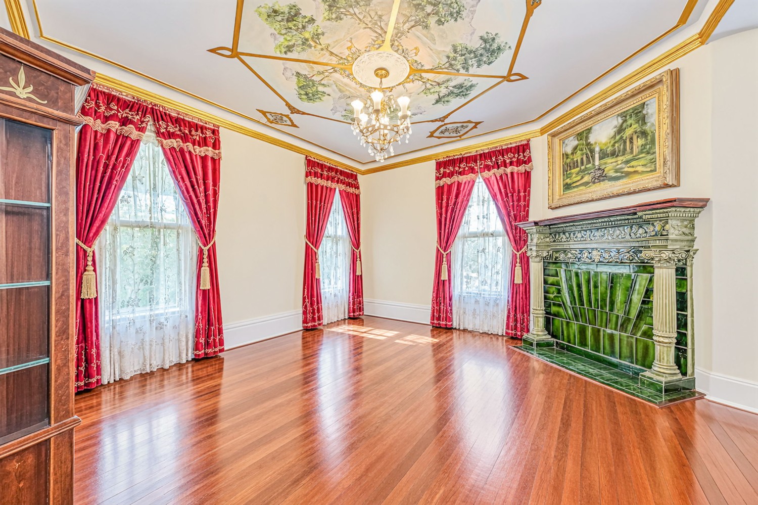 Elfyer - Patchogue, NY House - For Sale