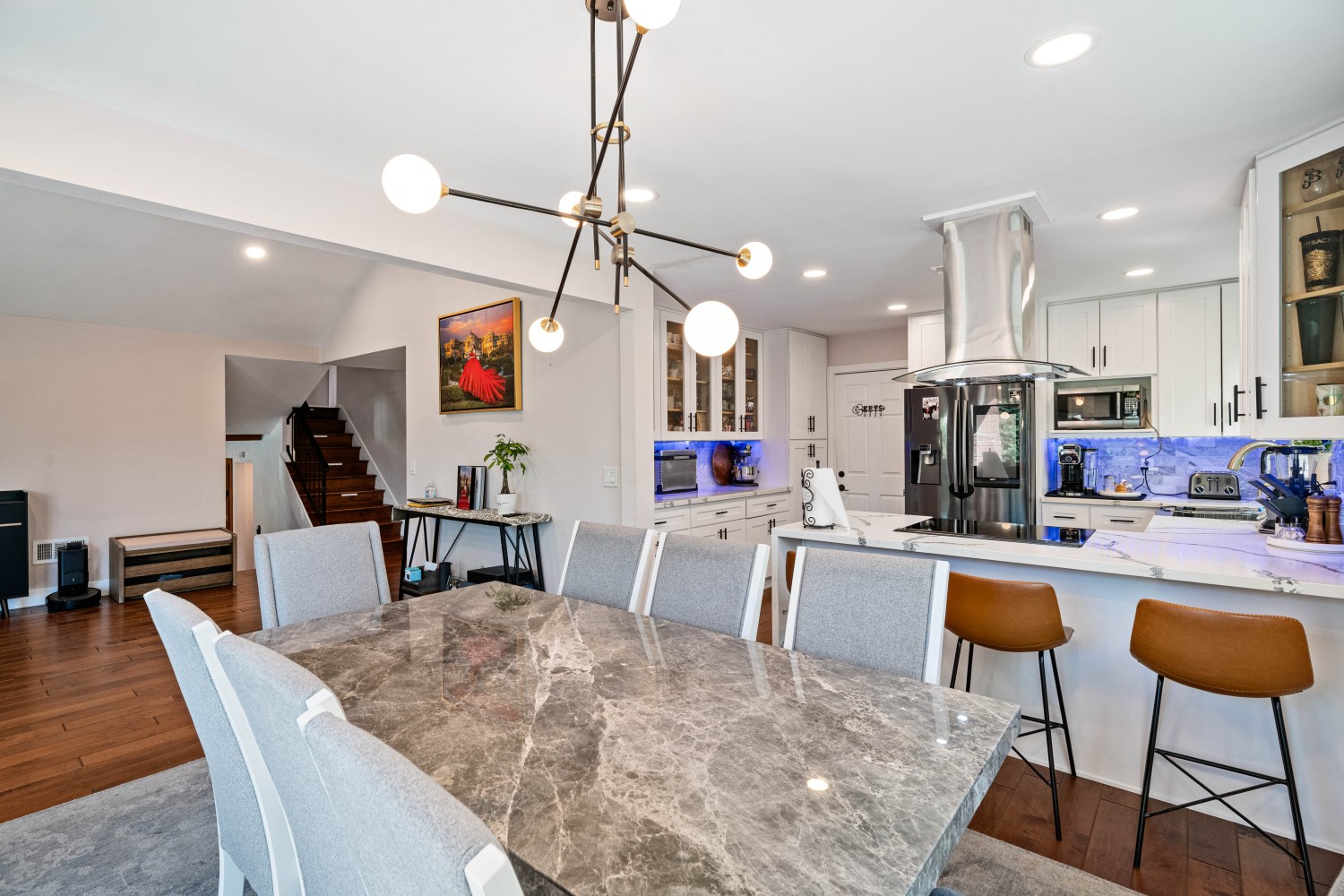 Elfyer - Lakewood, CA House - For Sale