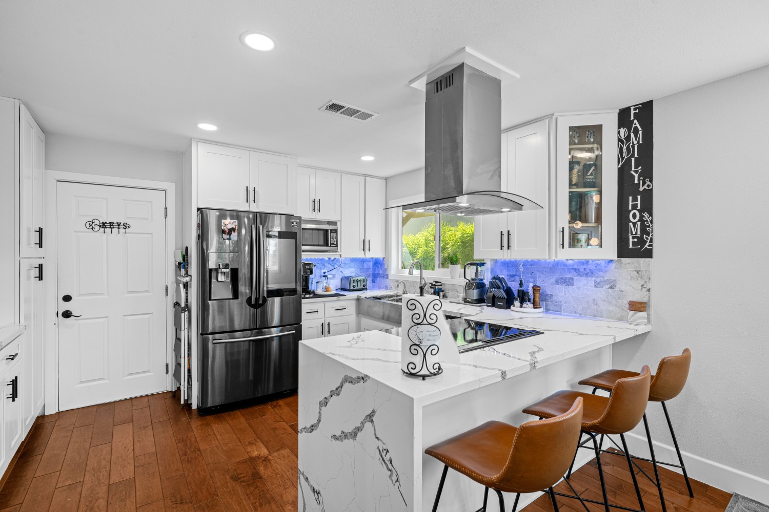 Elfyer - Lakewood, CA House - For Sale