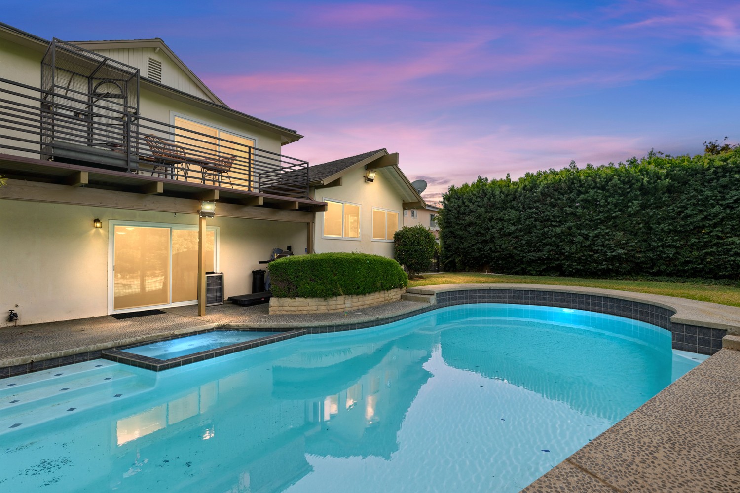 Elfyer - Lakewood, CA House - For Sale