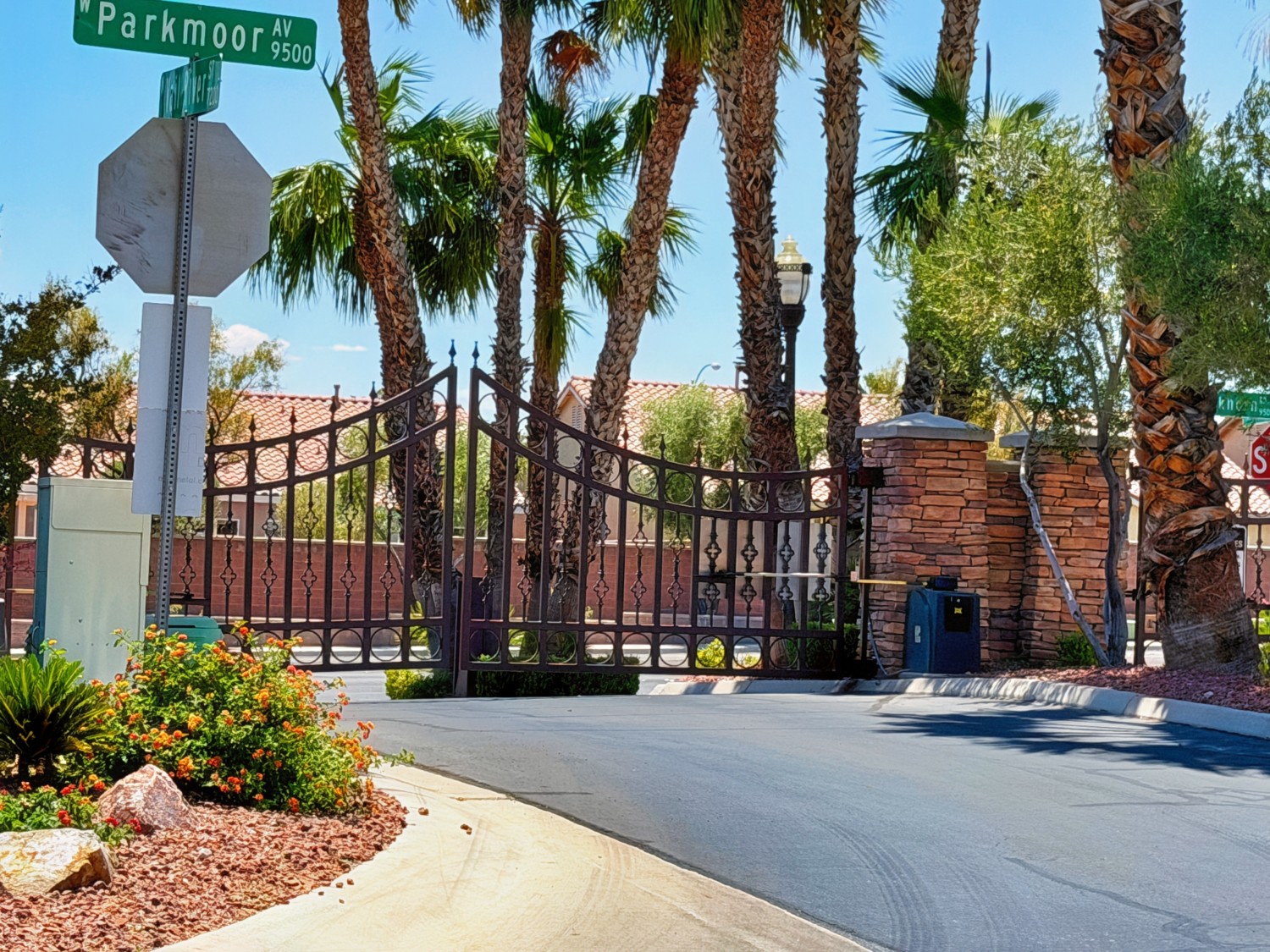 Elfyer - Las Vegas, NV House - For Sale