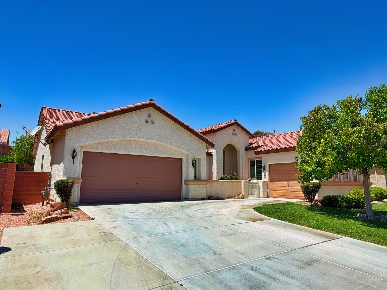 Elfyer - Las Vegas, NV House - For Sale