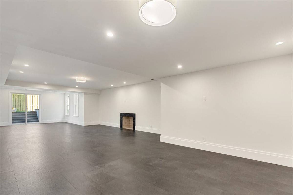 Elfyer - Falls Church, VA House - For Sale