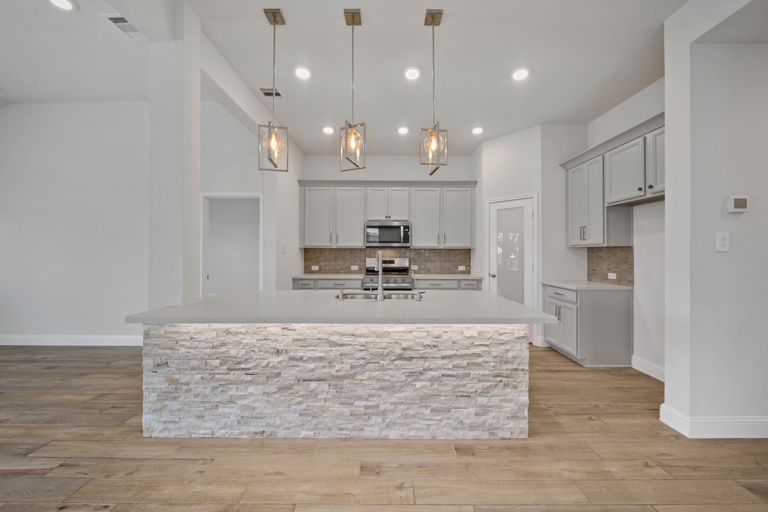 Elfyer - Cypress, TX House - For Sale