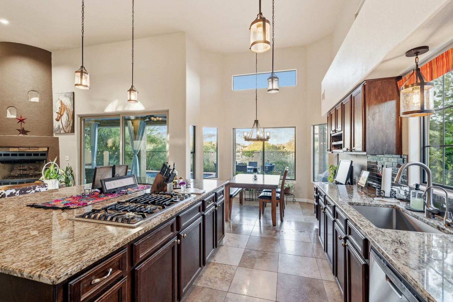 Elfyer - Tucson, AZ House - For Sale
