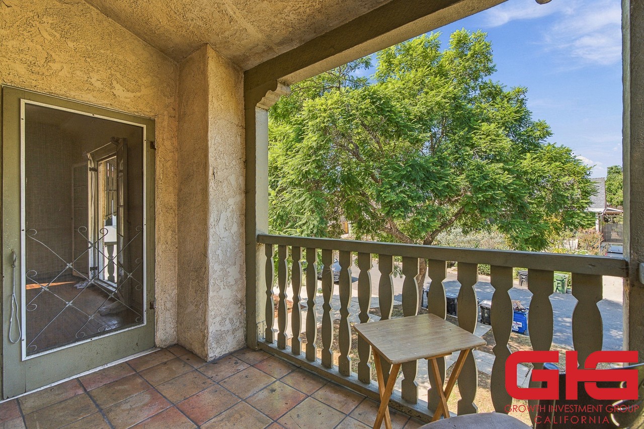 Elfyer - Los Angeles, CA House - For Sale