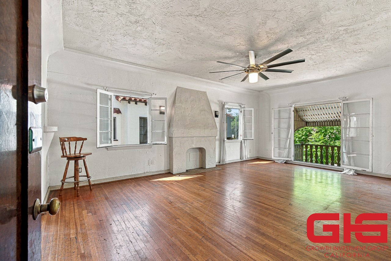 Elfyer - Los Angeles, CA House - For Sale