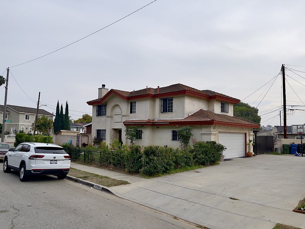 Elfyer - Hawthorne, CA House - For Sale