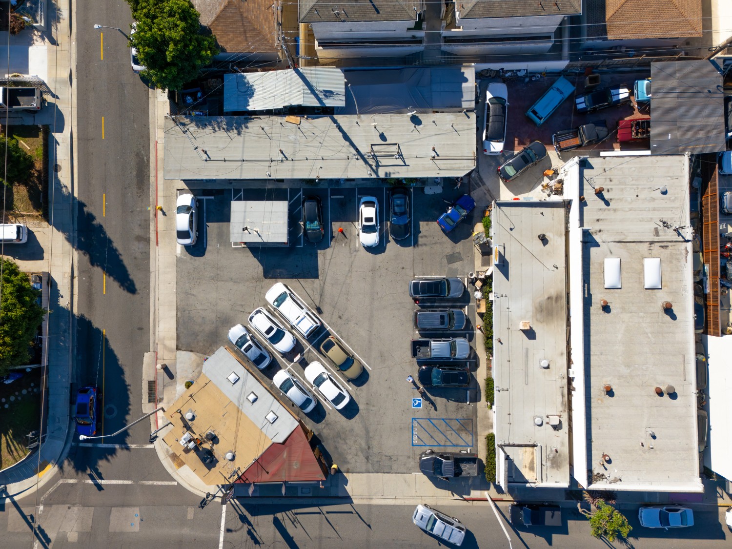 Elfyer - Lawndale,  House - For Sale