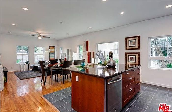 Elfyer - Los Angeles, CA House - For Sale