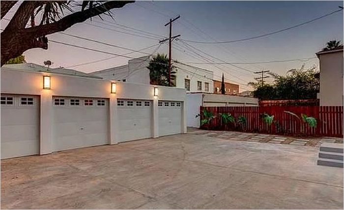 Elfyer - Los Angeles, CA House - For Sale