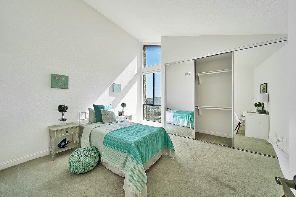 Elfyer - Los Angeles, CA House - For Sale