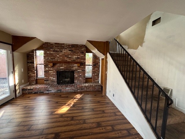Elfyer - Simi Valley, CA House - For Sale