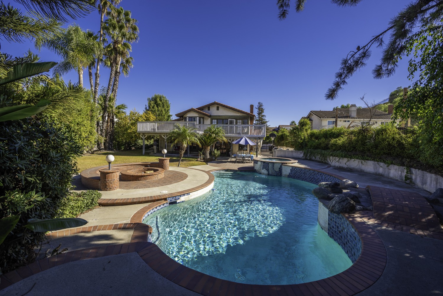 Elfyer - West Covina, CA House - For Sale