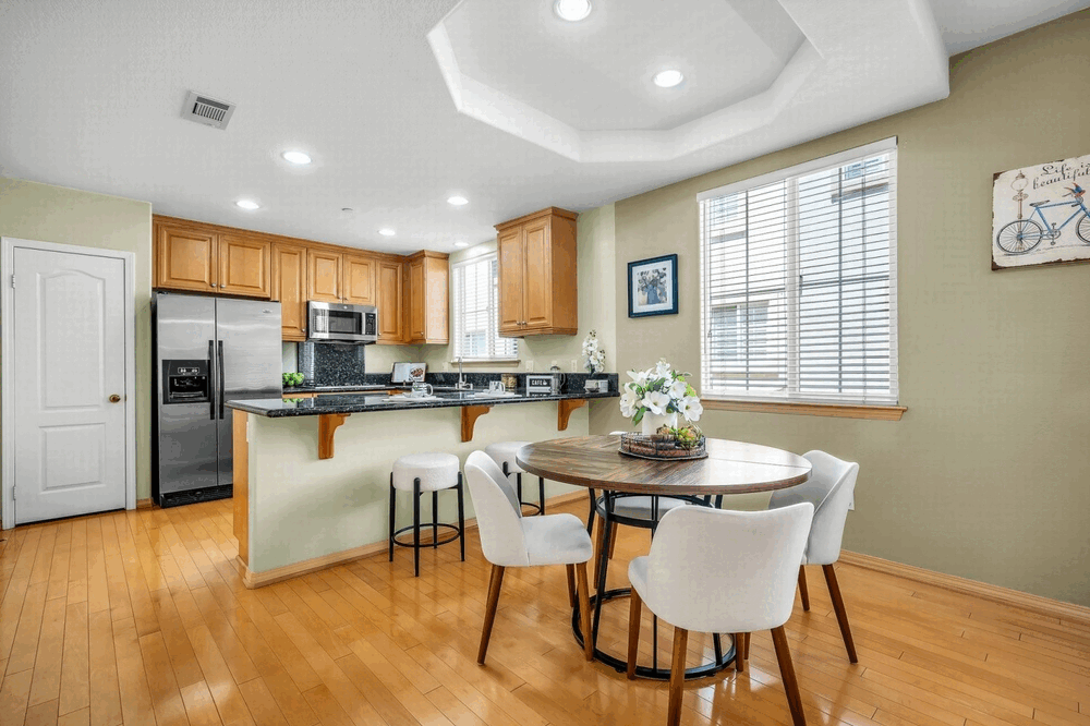 632 Meyer Lane Ln