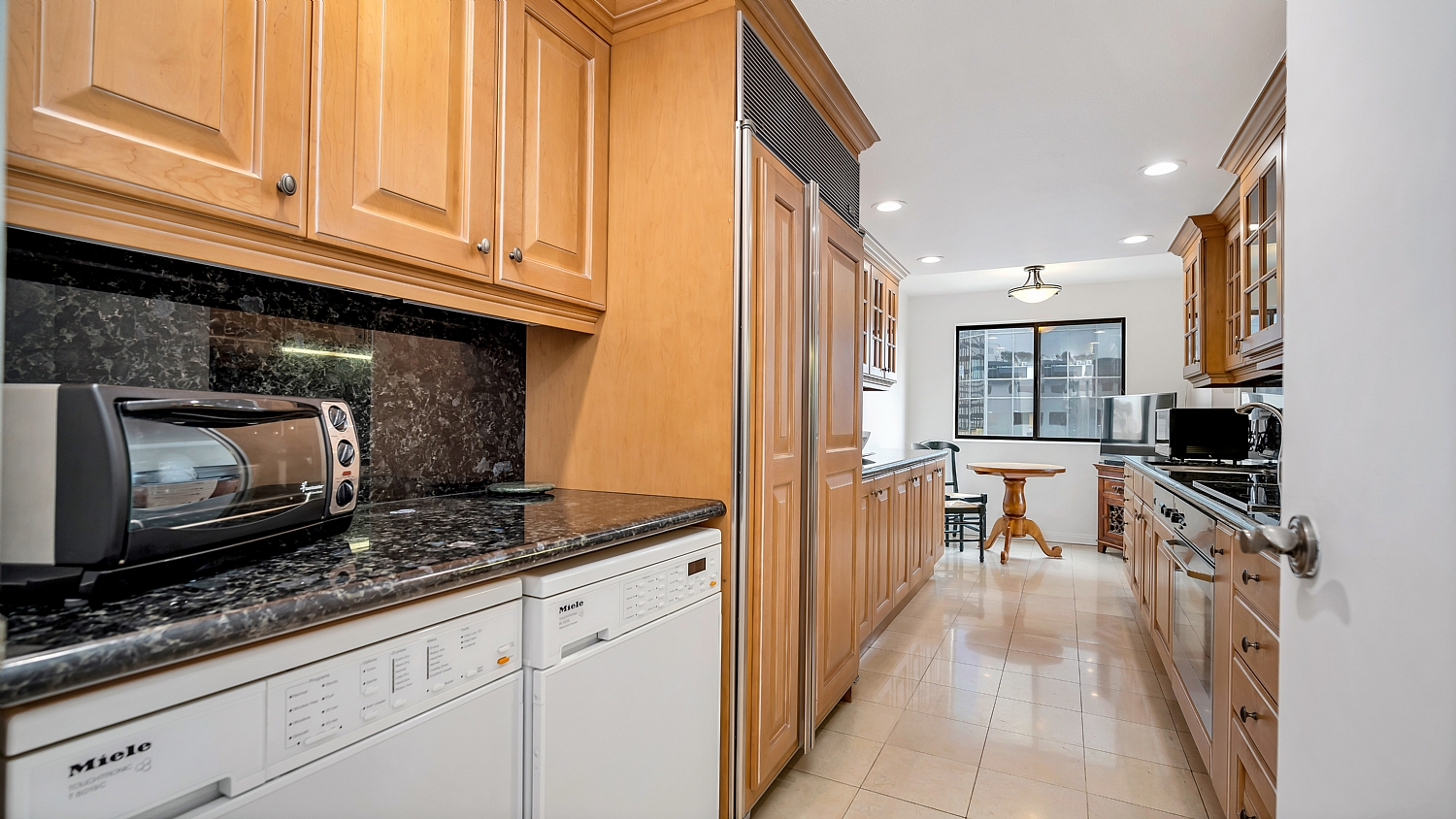 Elfyer - Santa Monica, CA House - For Sale