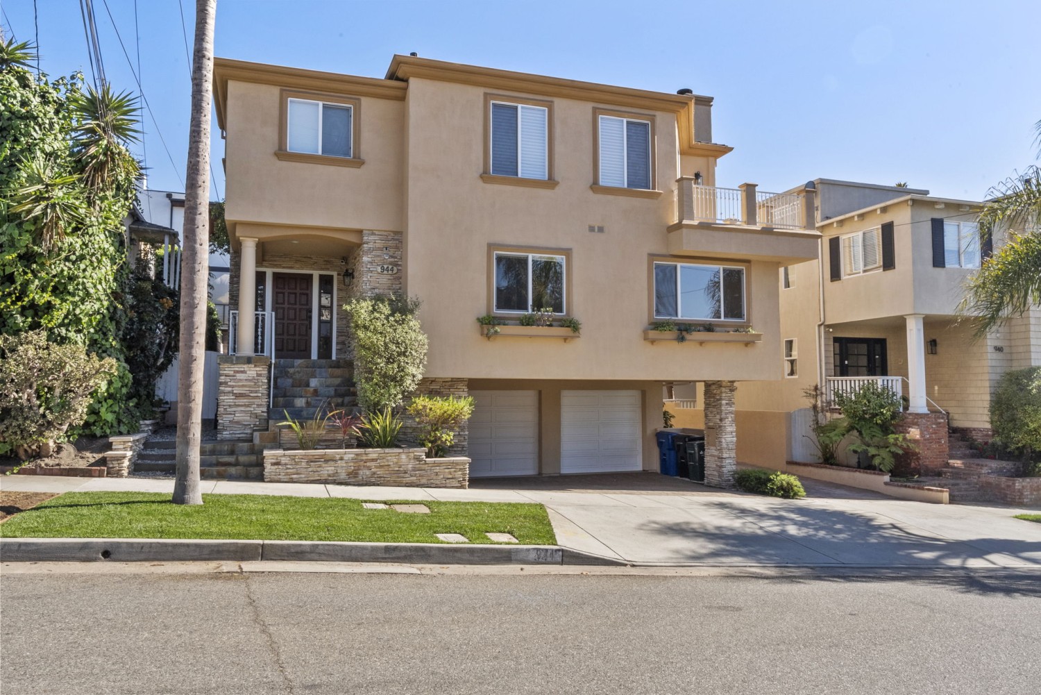 Elfyer - Hermosa Beach, CA House - For Sale