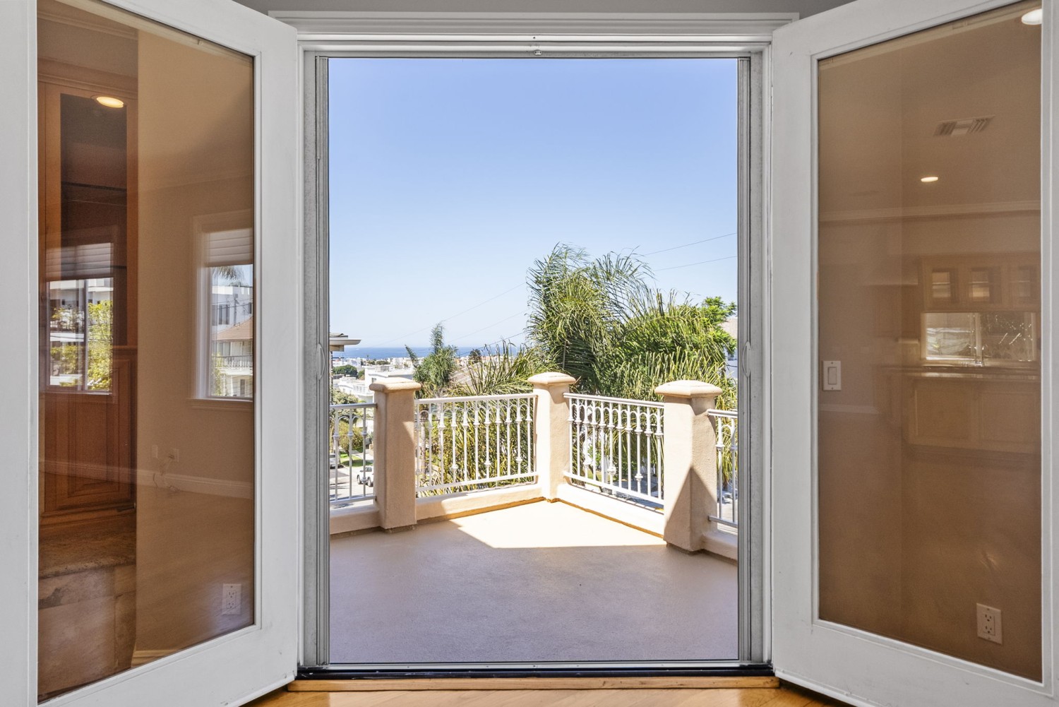 Elfyer - Hermosa Beach, CA House - For Sale